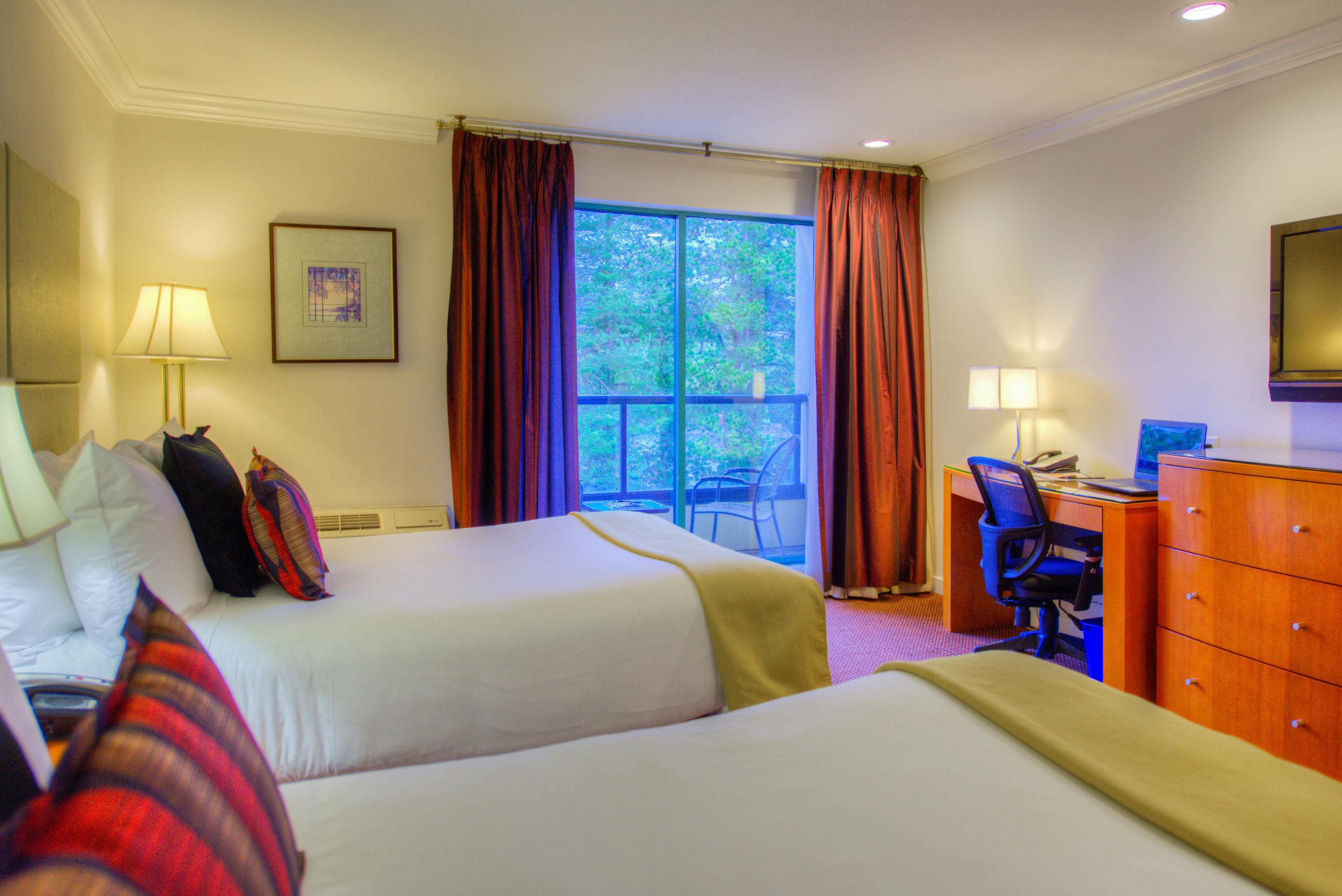 Executive Suites Hotel & Conference Center, Metro Vancouver Бърнаби Екстериор снимка